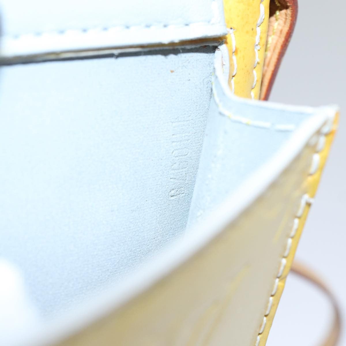 Louis Vuitton Louis Vuitton Mott clutch Size ONE SIZE - 9 Thumbnail