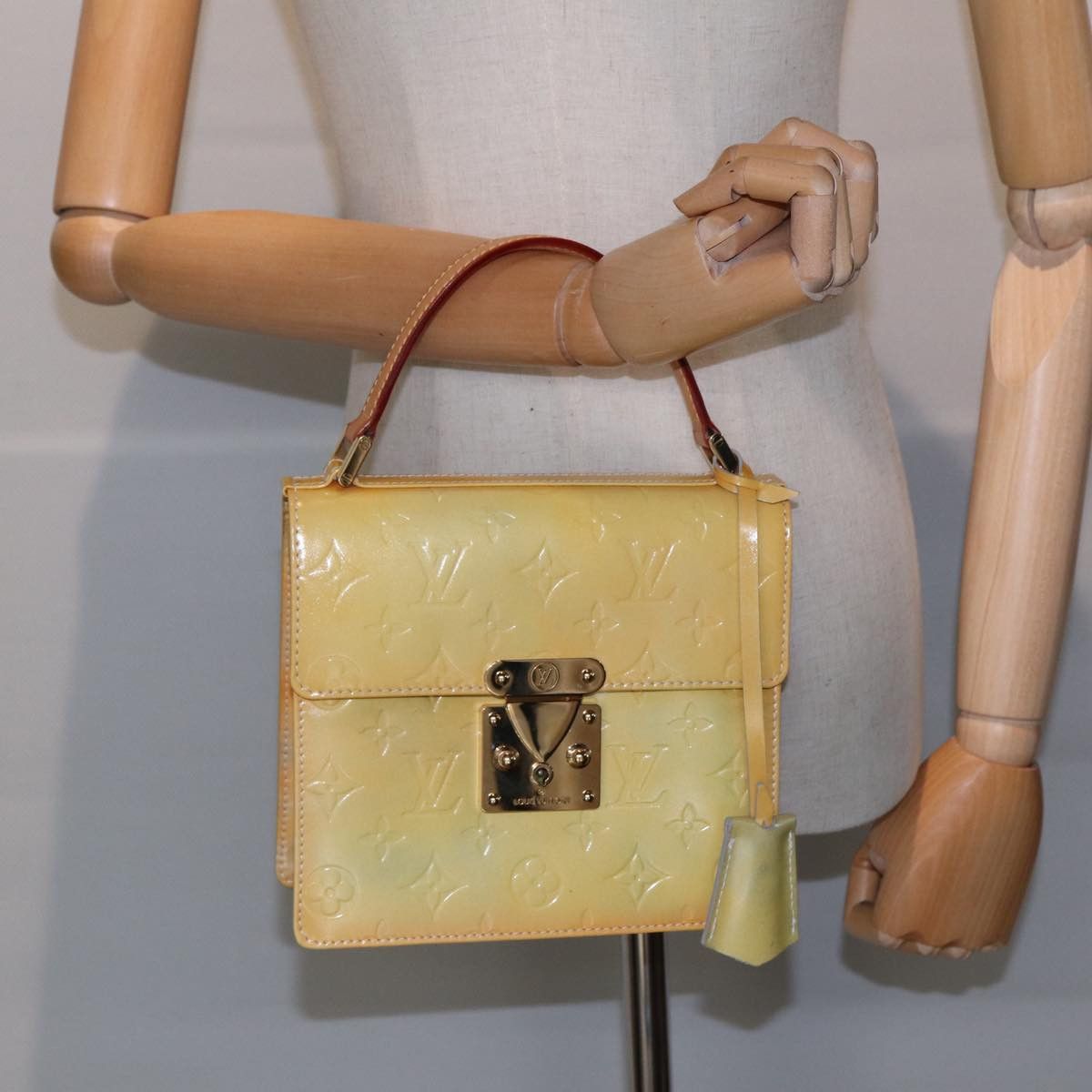 Louis Vuitton Louis Vuitton Spring Street handbag Size ONE SIZE - 21 Thumbnail