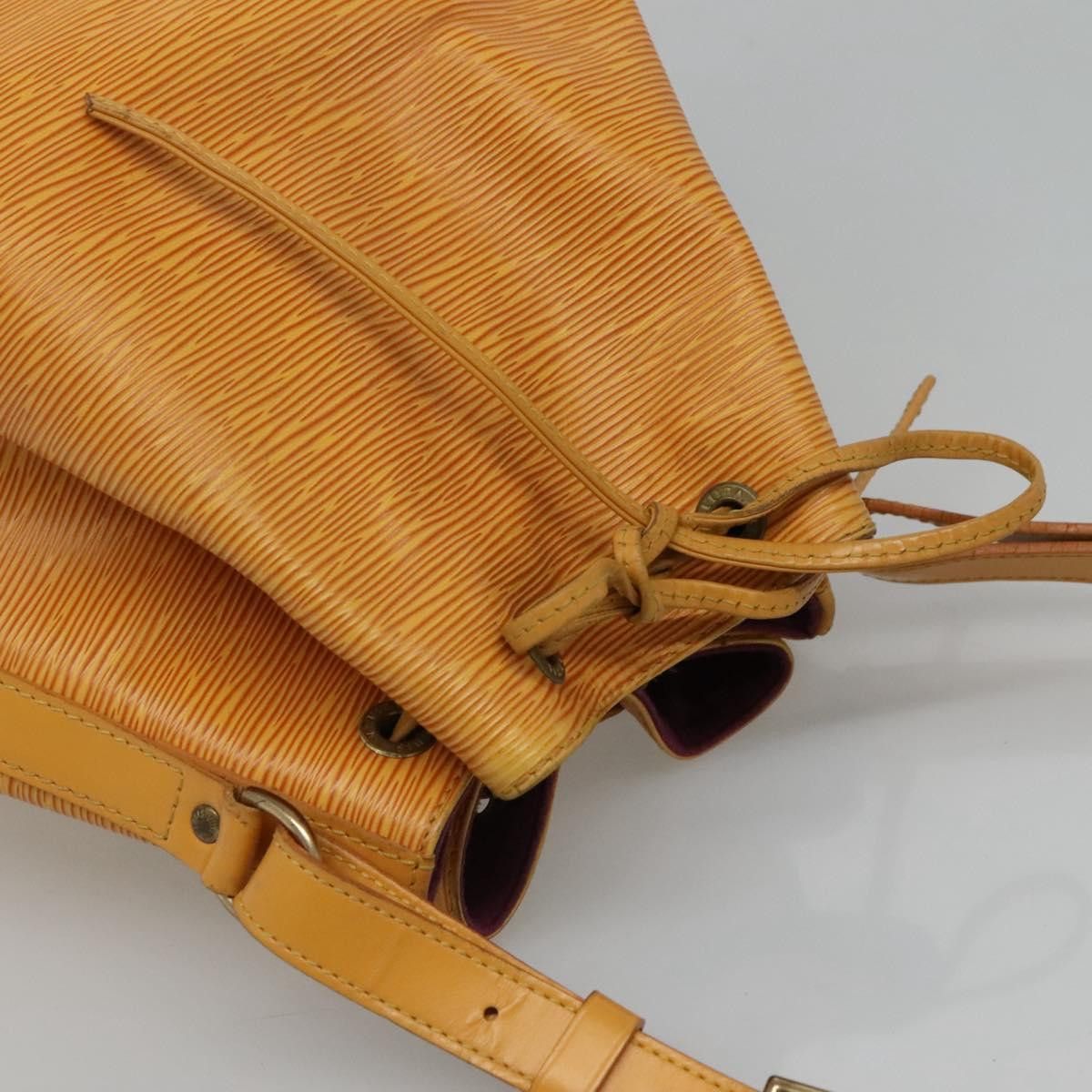 Louis Vuitton Louis Vuitton Petit Noé shoulder Size ONE SIZE - 16 Thumbnail