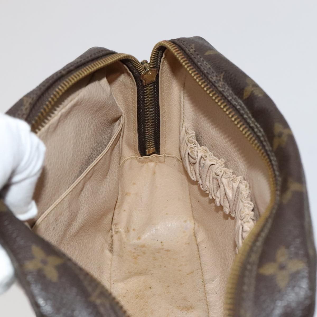 Louis Vuitton Louis Vuitton Trousse de Toilette clutch Size ONE SIZE - 15 Thumbnail