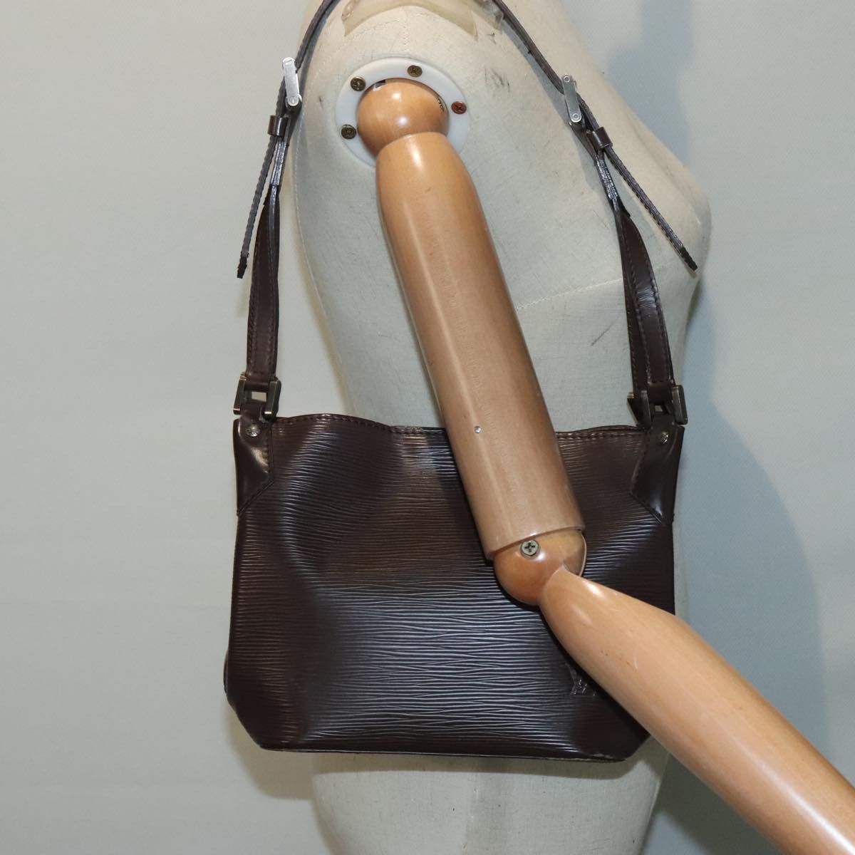 Louis Vuitton Louis Vuitton Mandala shoulder Size ONE SIZE - 20 Thumbnail