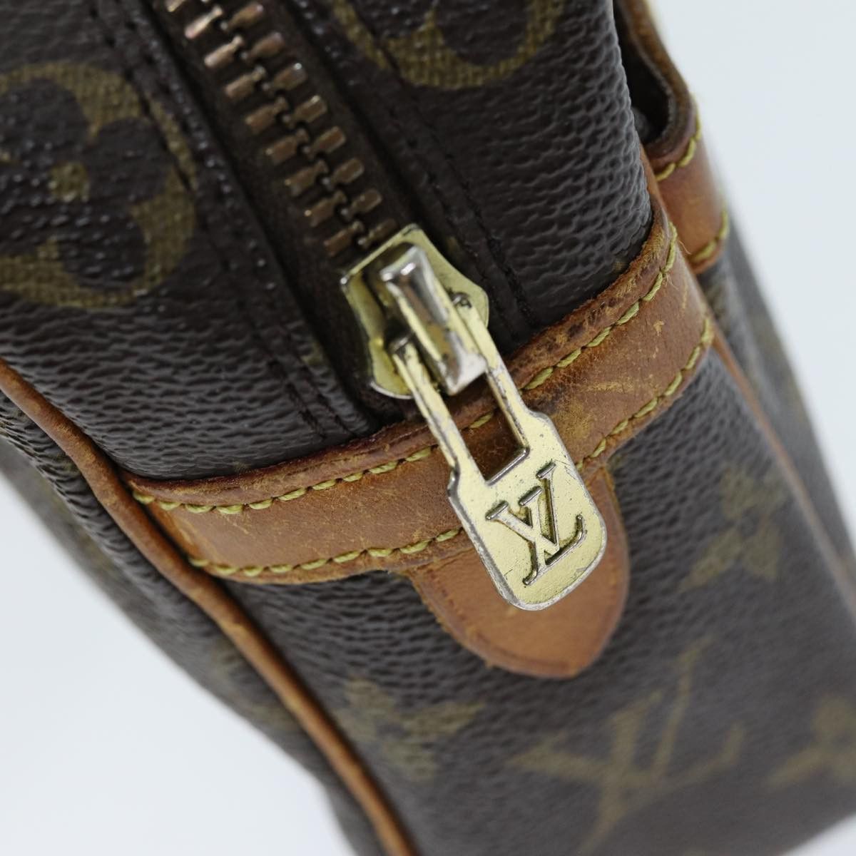 Louis Vuitton Louis Vuitton Trousse de Toilette clutch Size ONE SIZE - 17 Thumbnail