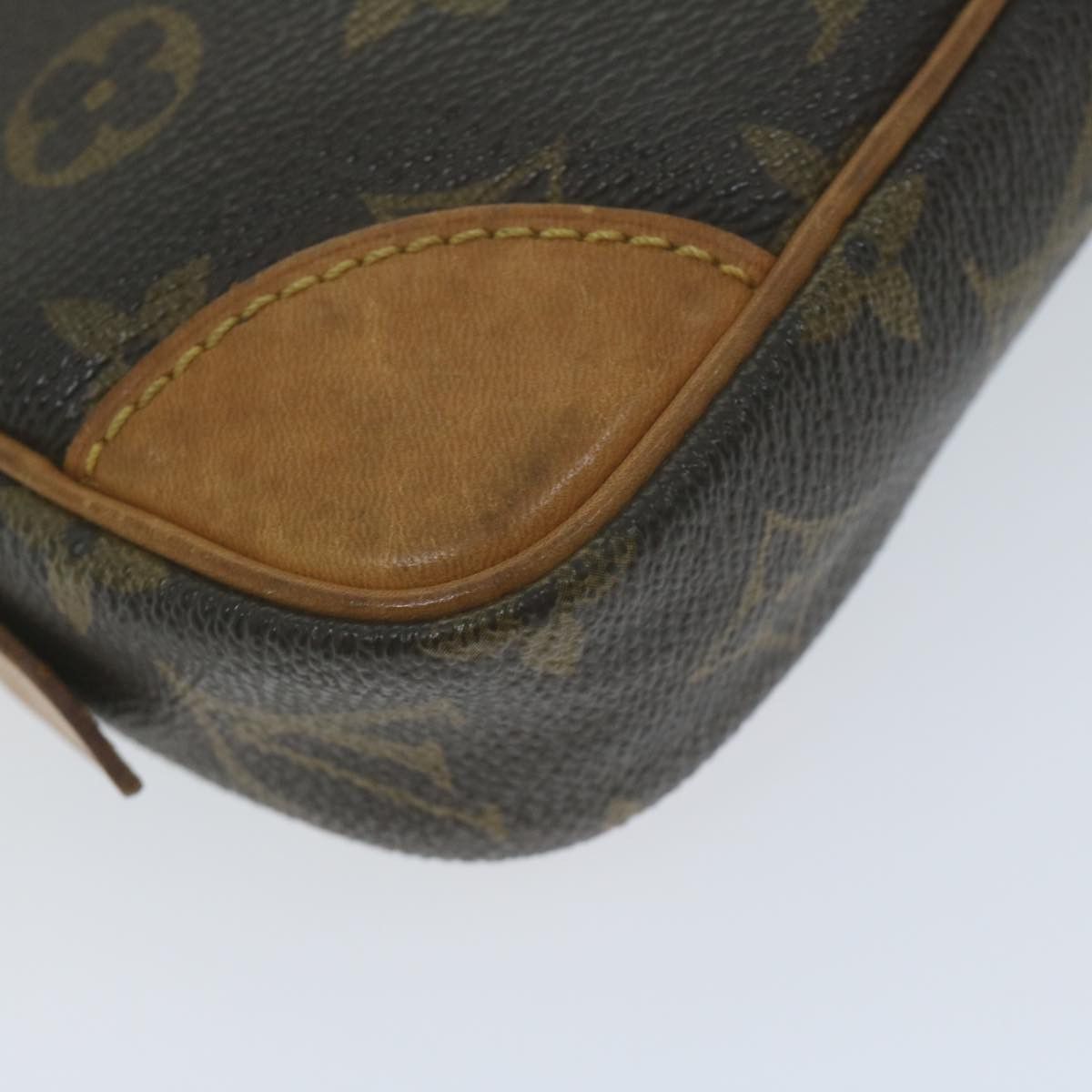 Louis Vuitton Louis Vuitton Marly Dragonne clutch Size ONE SIZE - 15 Thumbnail