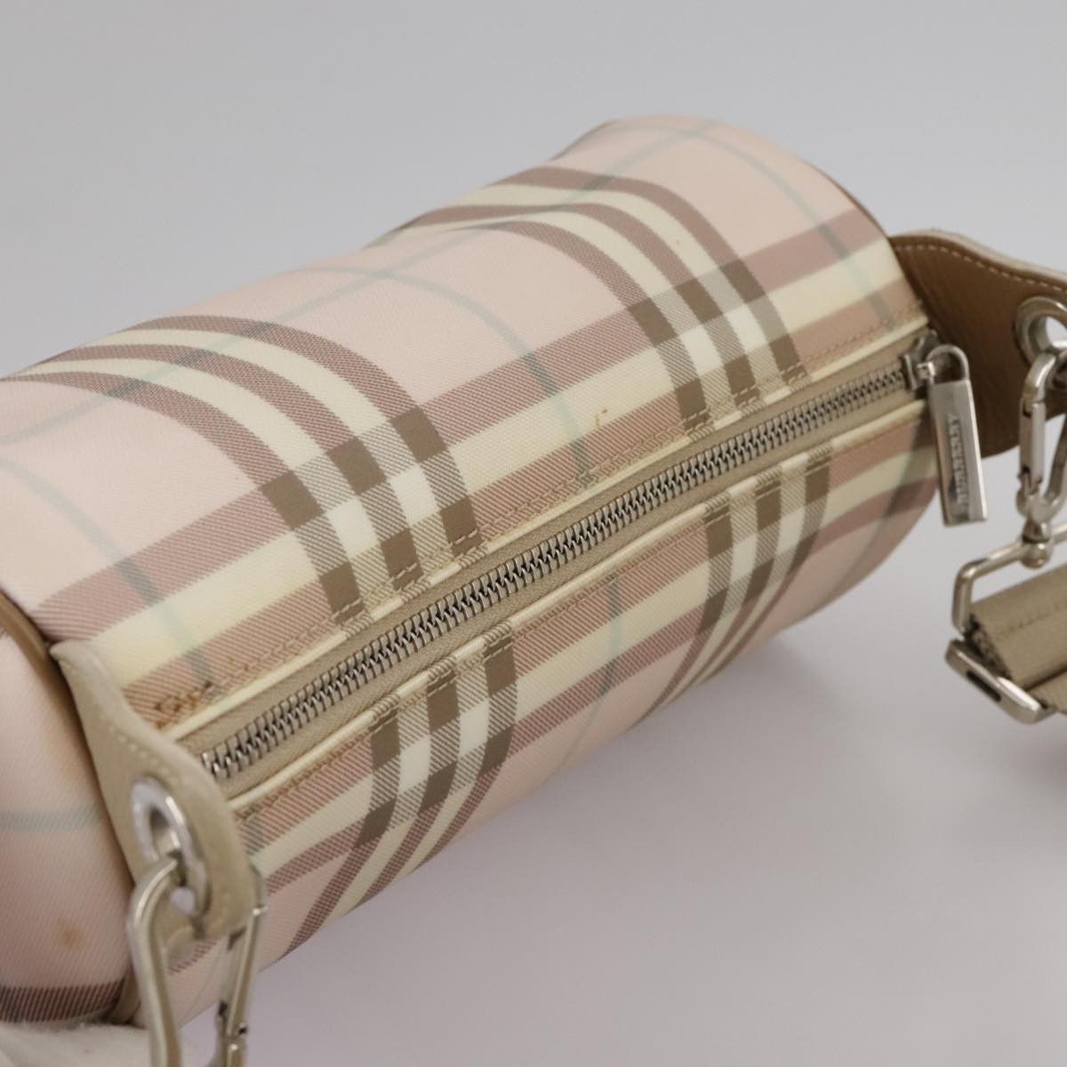 Burberry Burberry shoulder Size ONE SIZE - 16 Thumbnail