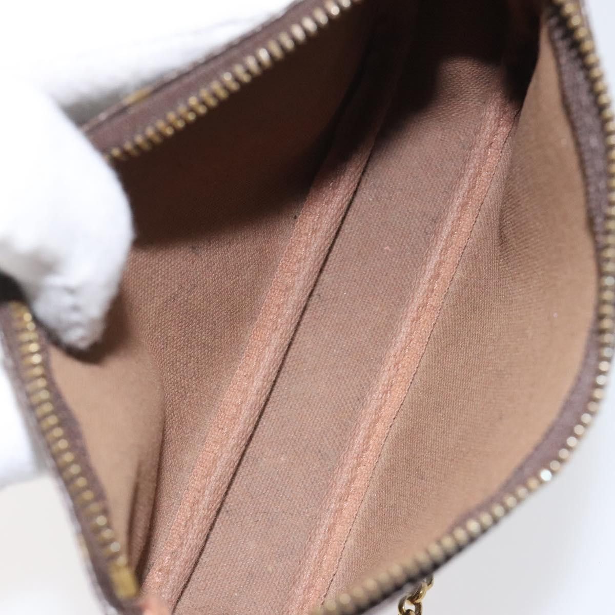 Louis Vuitton Louis Vuitton Mini Pochette Accessoires clutch Size ONE SIZE - 13 Thumbnail