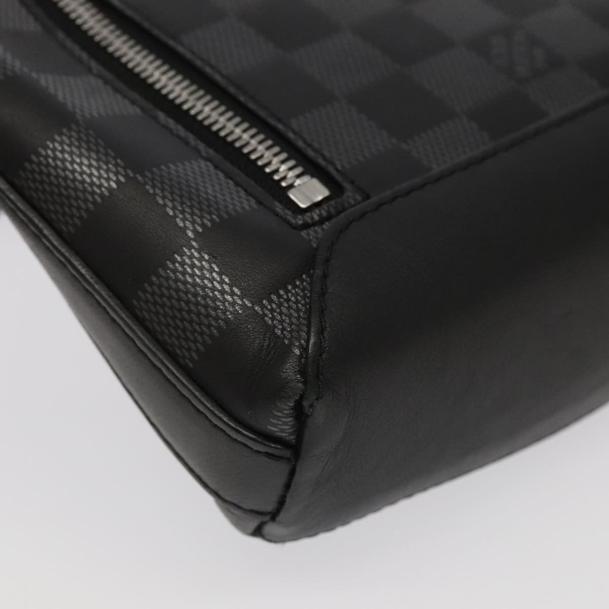 Louis Vuitton Louis Vuitton Discovery shoulder Size ONE SIZE - 9 Thumbnail