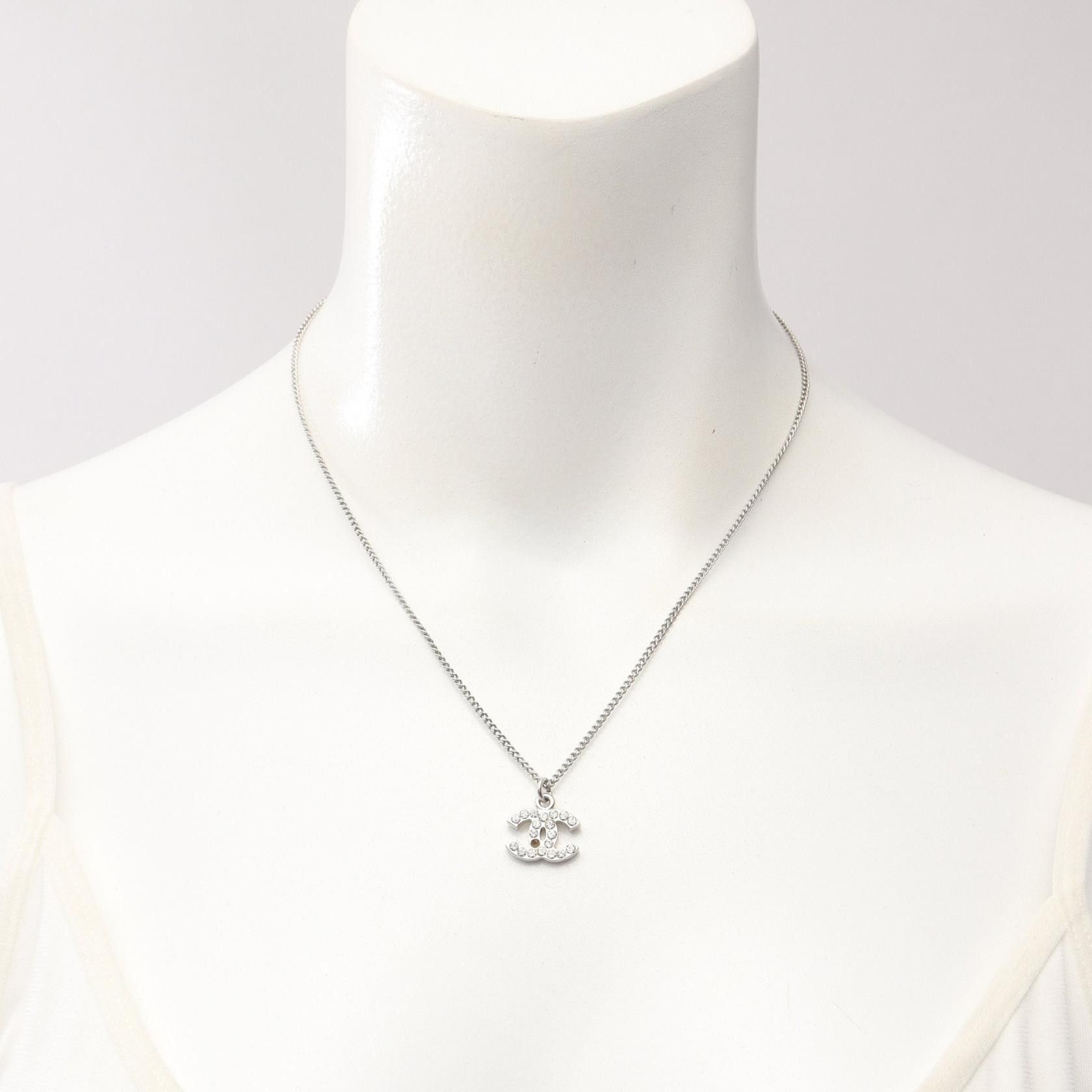Chanel Chanel Chanel Coco Mark Necklace Necklace Metal Necklace Size ONE SIZE - 5 Thumbnail