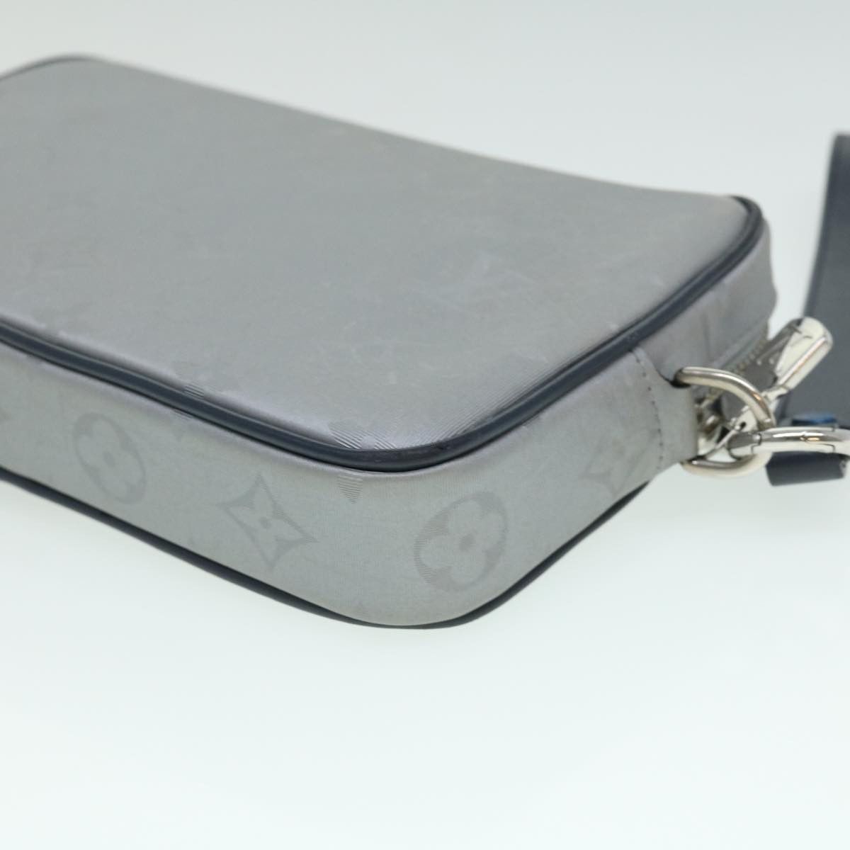 Louis Vuitton Louis Vuitton Alpha clutch Size ONE SIZE - 8 Thumbnail