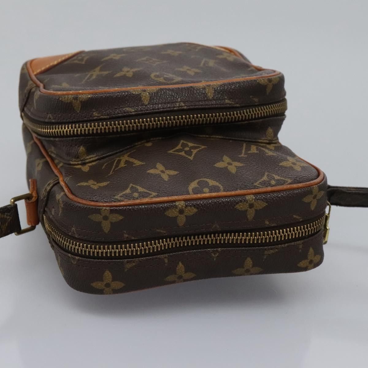 Louis Vuitton Louis Vuitton Amazon shoulder Size ONE SIZE - 23 Thumbnail