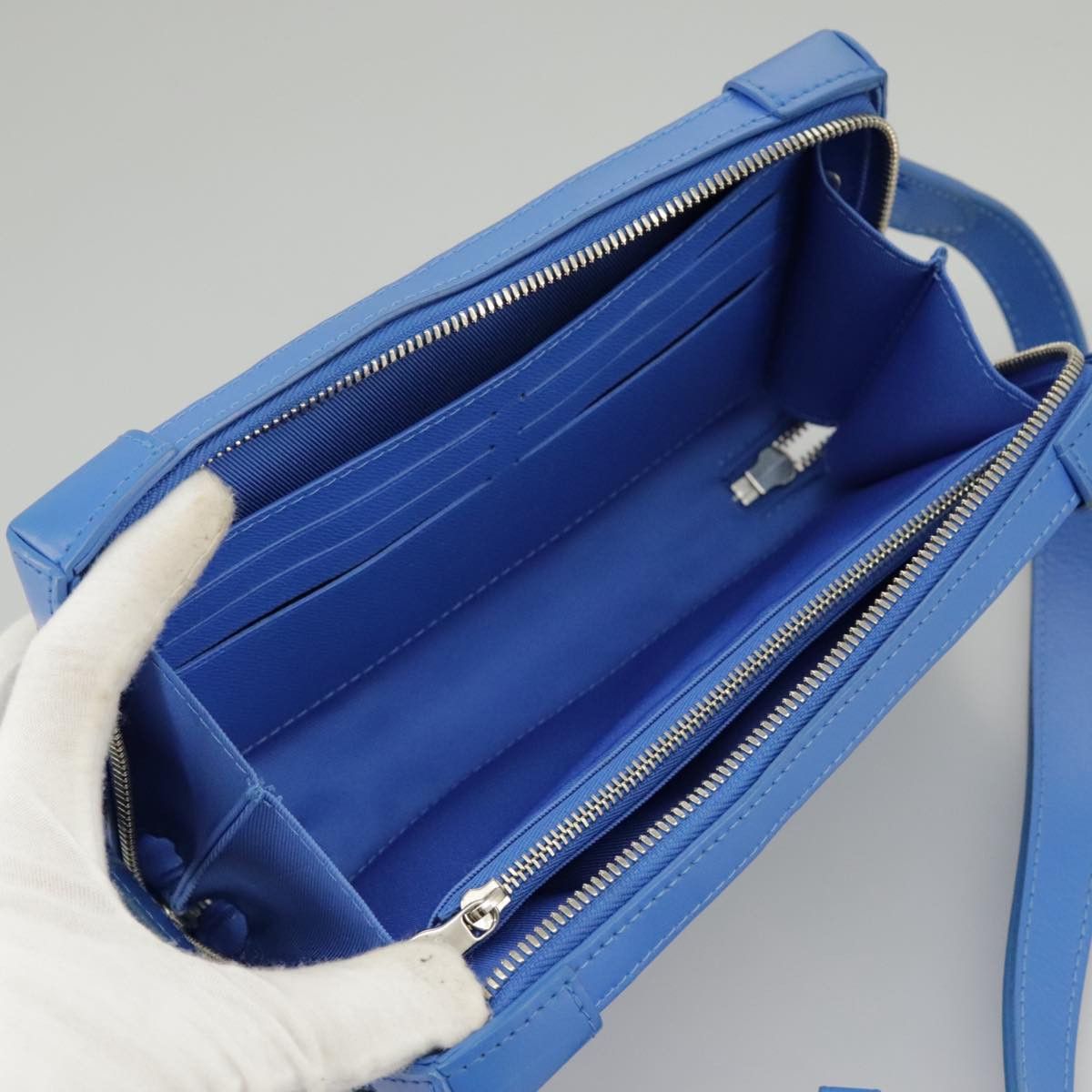 Louis Vuitton Louis Vuitton Trunk shoulder Size ONE SIZE - 20 Thumbnail