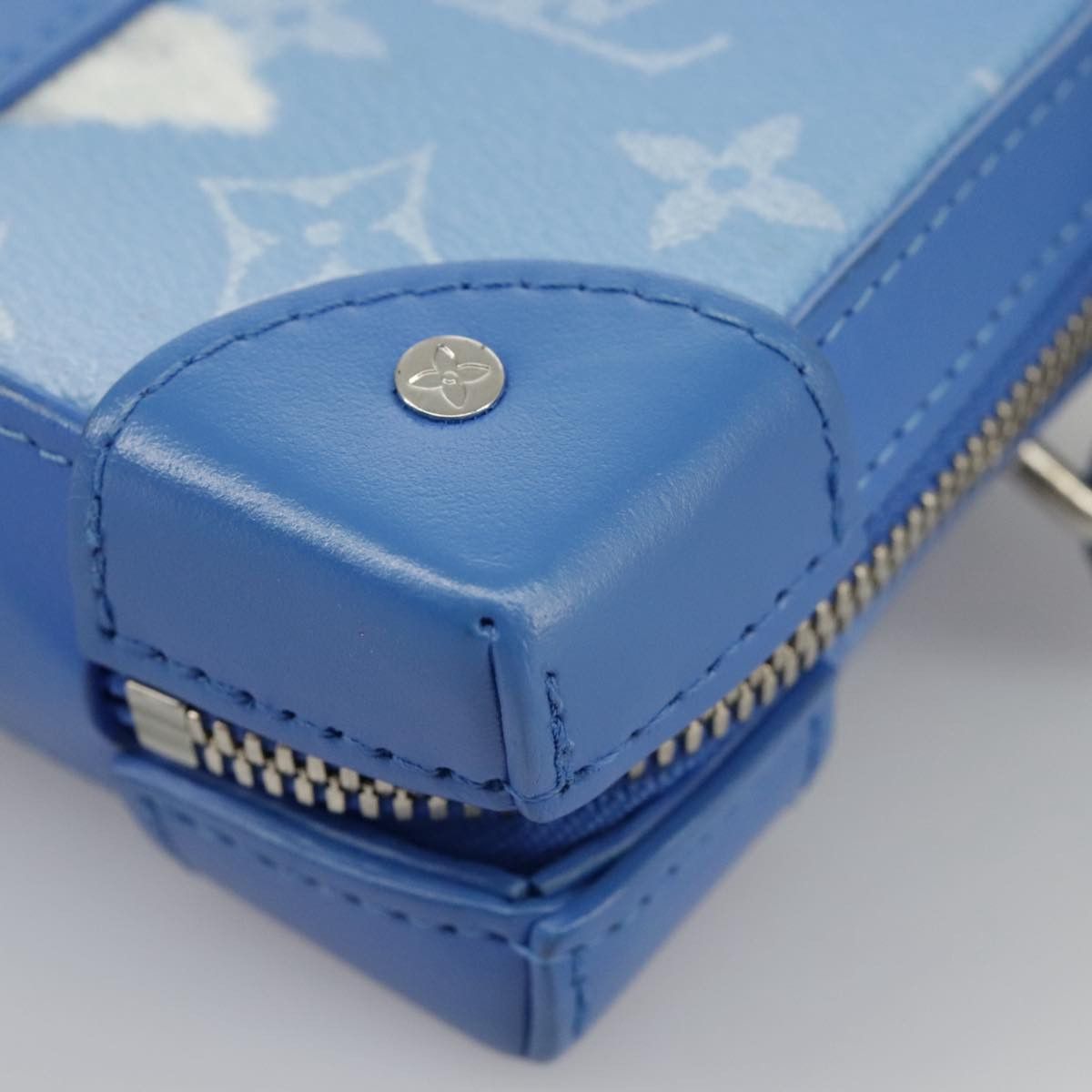 Louis Vuitton Louis Vuitton Trunk shoulder Size ONE SIZE - 14 Thumbnail