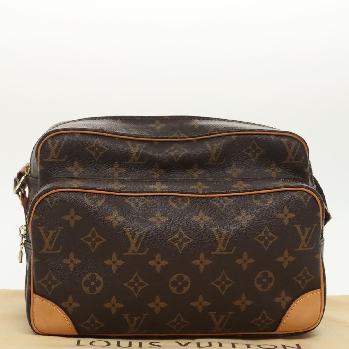 Louis Vuitton Louis Vuitton Nile shoulder Size ONE SIZE - 16 Thumbnail