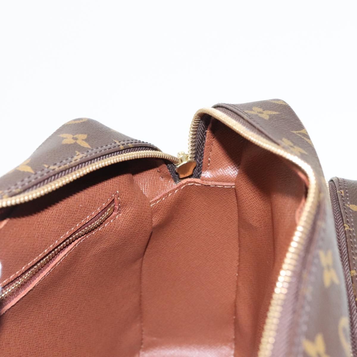 Louis Vuitton Louis Vuitton Nile shoulder Size ONE SIZE - 21 Thumbnail