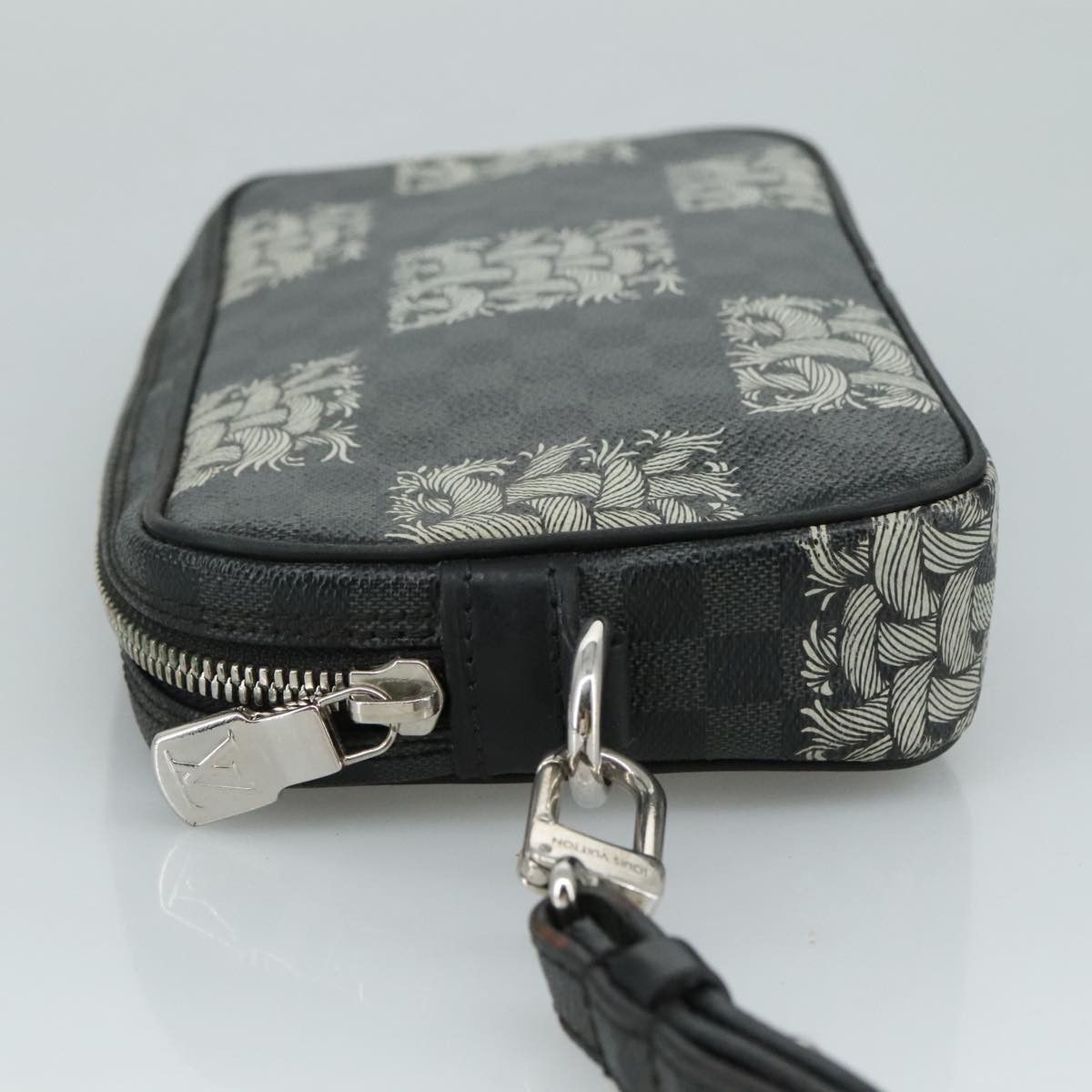 Louis Vuitton Louis Vuitton Volga clutch Size ONE SIZE - 4 Thumbnail