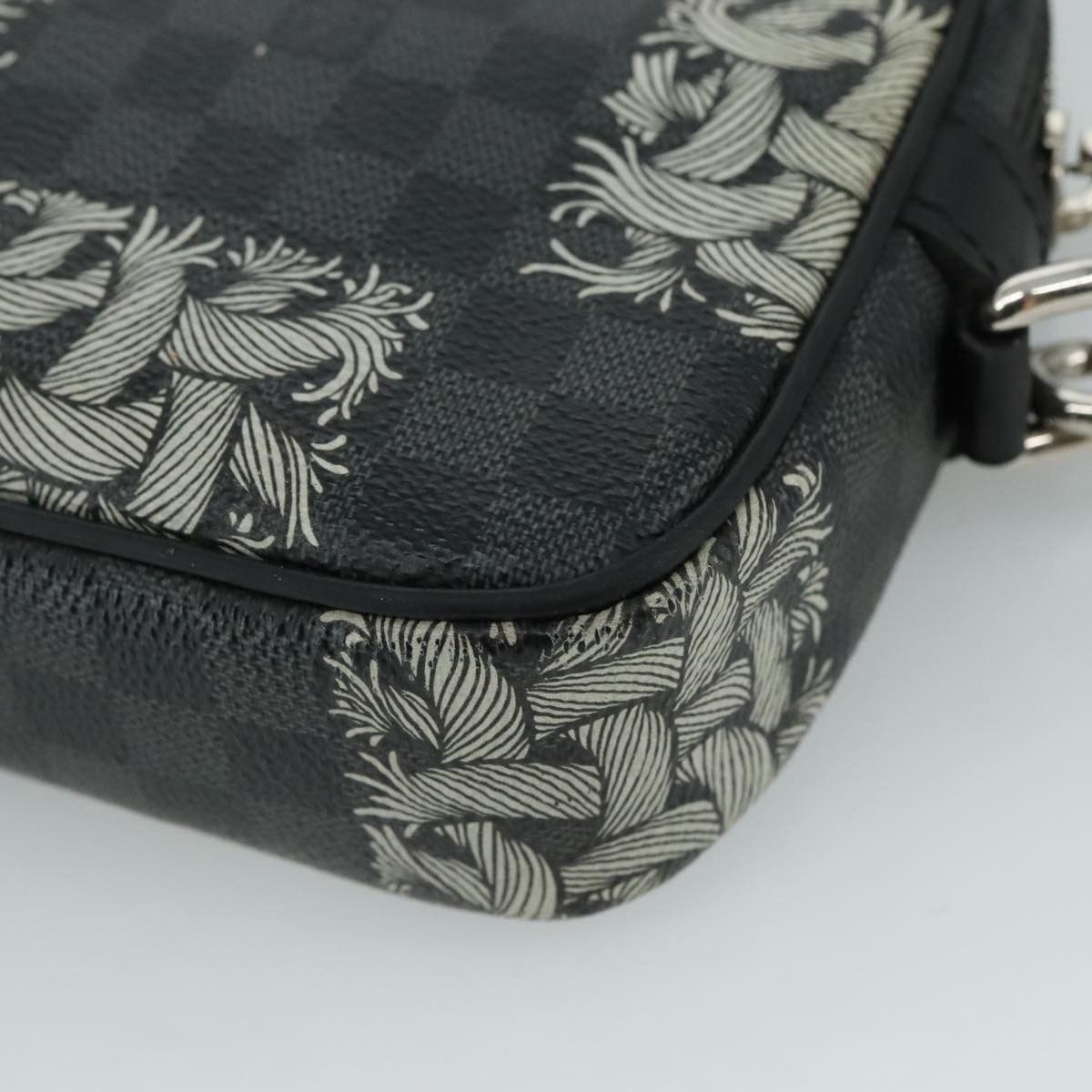 Louis Vuitton Louis Vuitton Volga clutch Size ONE SIZE - 7 Thumbnail