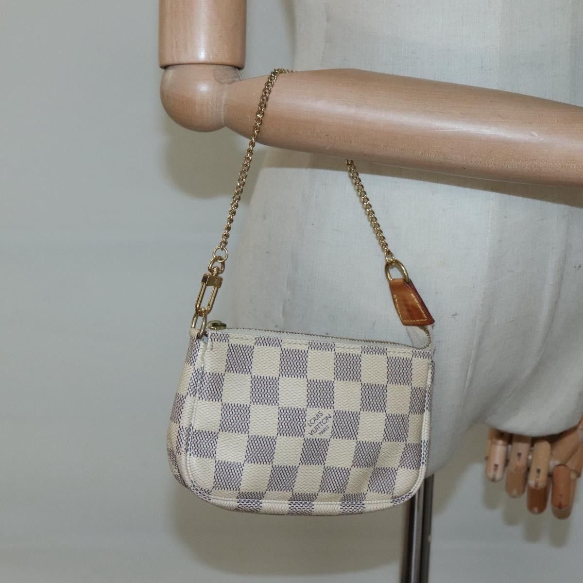 Louis Vuitton Louis Vuitton Mini Pochette Accessoires clutch Size ONE SIZE - 18 Thumbnail