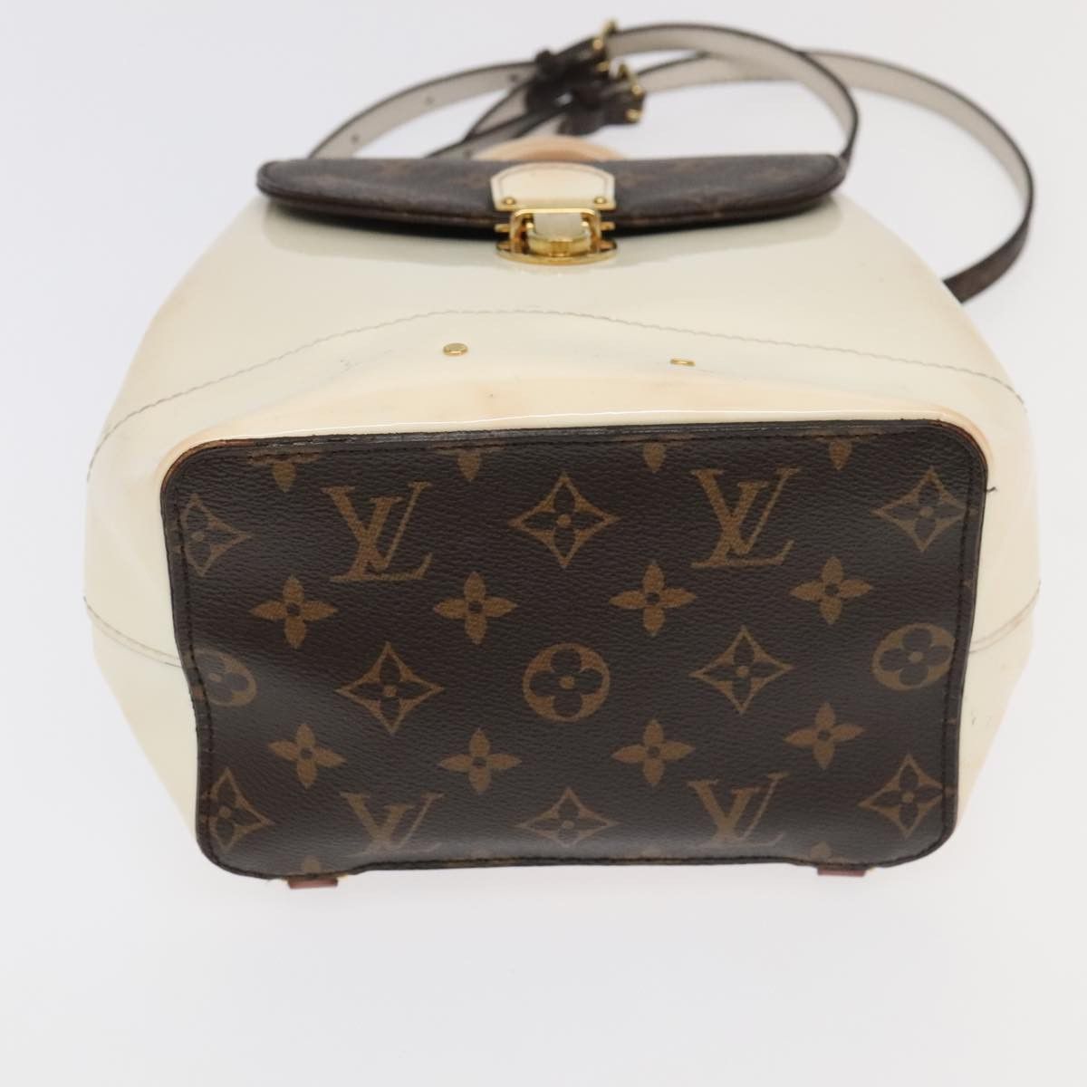 Louis Vuitton Louis Vuitton Hot Springs backpack Size ONE SIZE - 22 Thumbnail