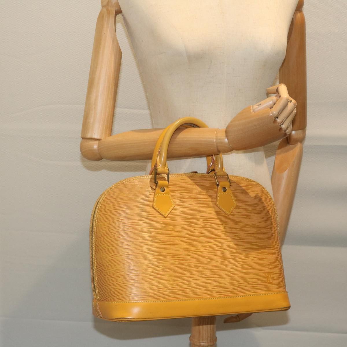 Louis Vuitton Louis Vuitton Alma handbag Size ONE SIZE - 7 Thumbnail