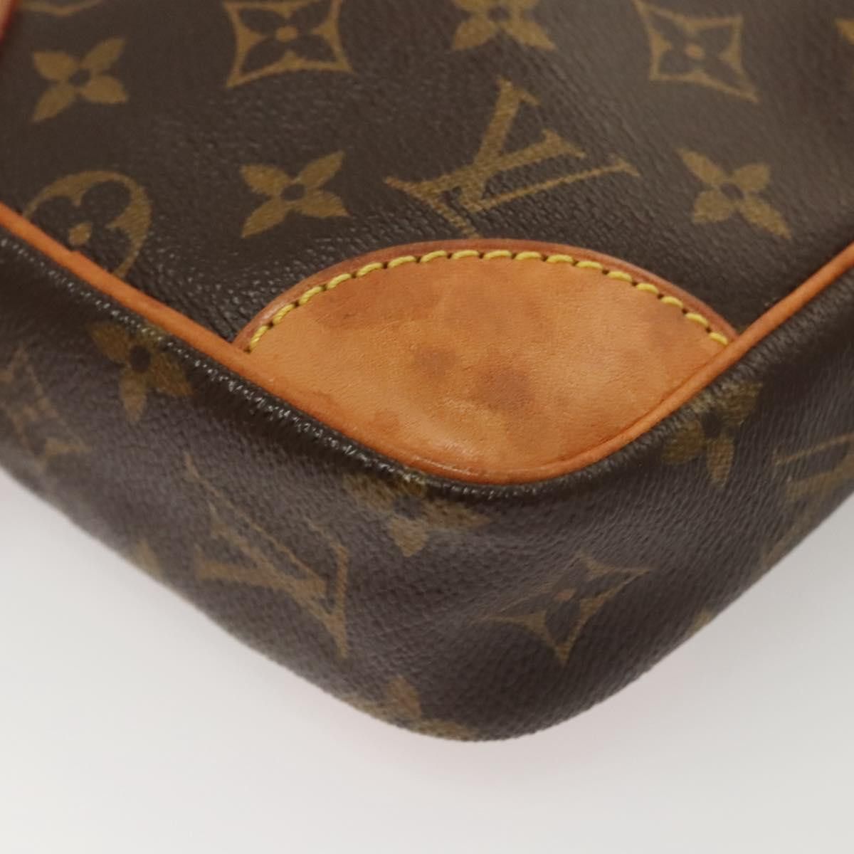 Louis Vuitton Louis Vuitton Danube shoulder Size ONE SIZE - 7 Thumbnail