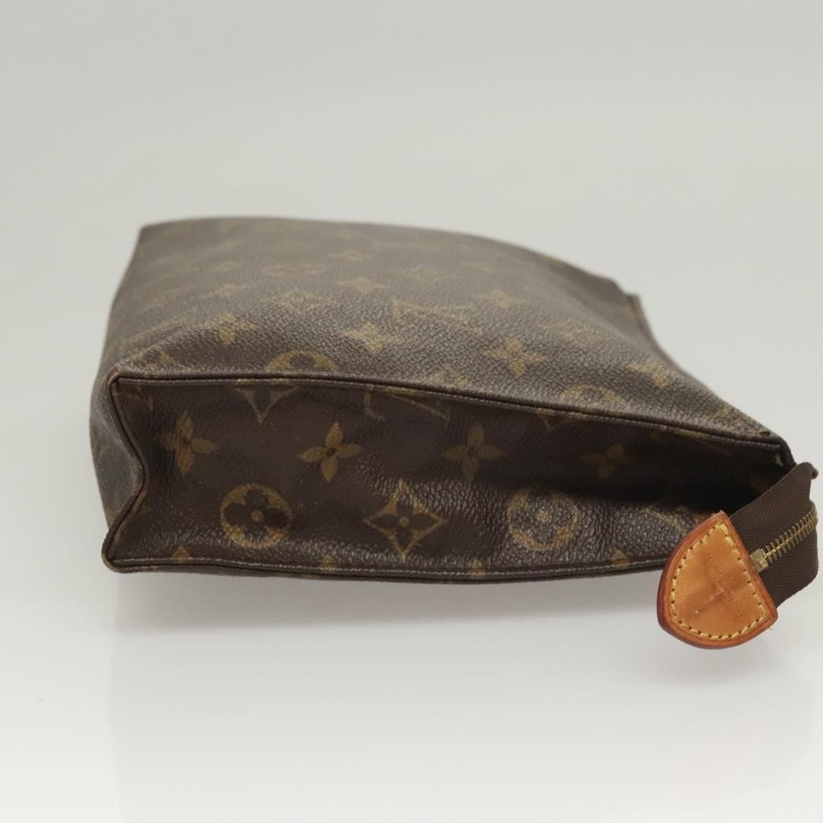 Louis Vuitton Louis Vuitton Poche Toilette clutch Size ONE SIZE - 4 Thumbnail
