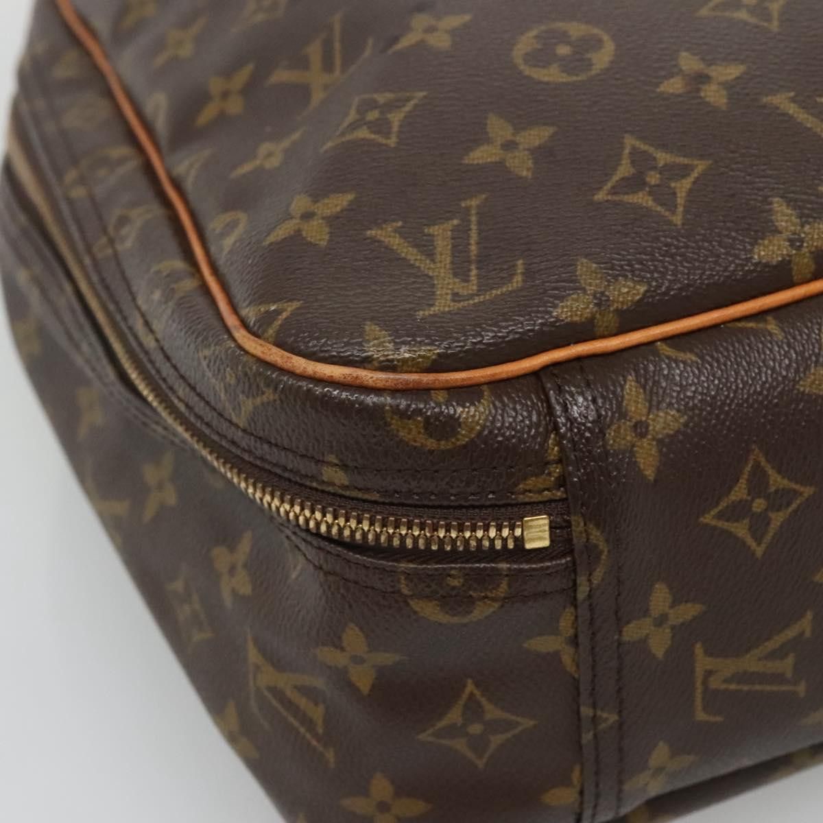 Louis Vuitton Louis Vuitton Excursion handbag Size ONE SIZE - 7 Thumbnail