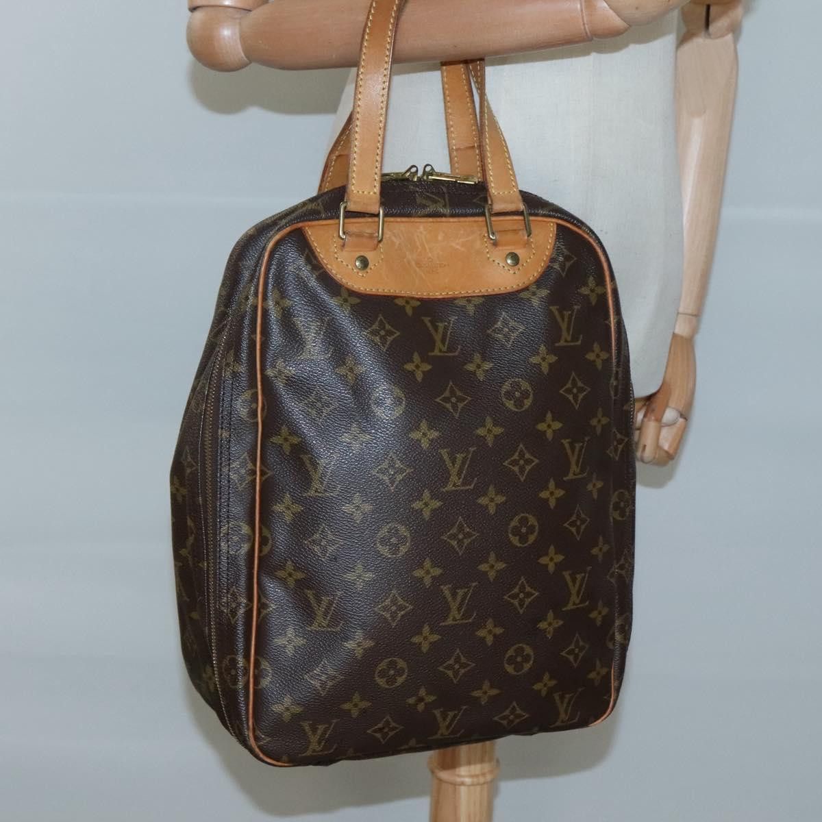 Louis Vuitton Louis Vuitton Excursion handbag Size ONE SIZE - 14 Thumbnail
