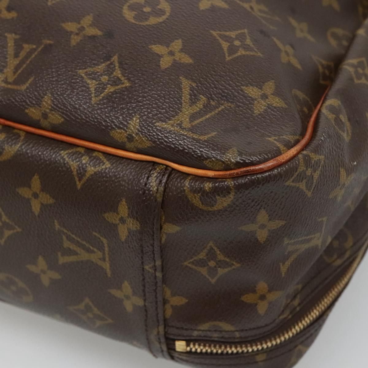 Louis Vuitton Louis Vuitton Excursion handbag Size ONE SIZE - 8 Thumbnail