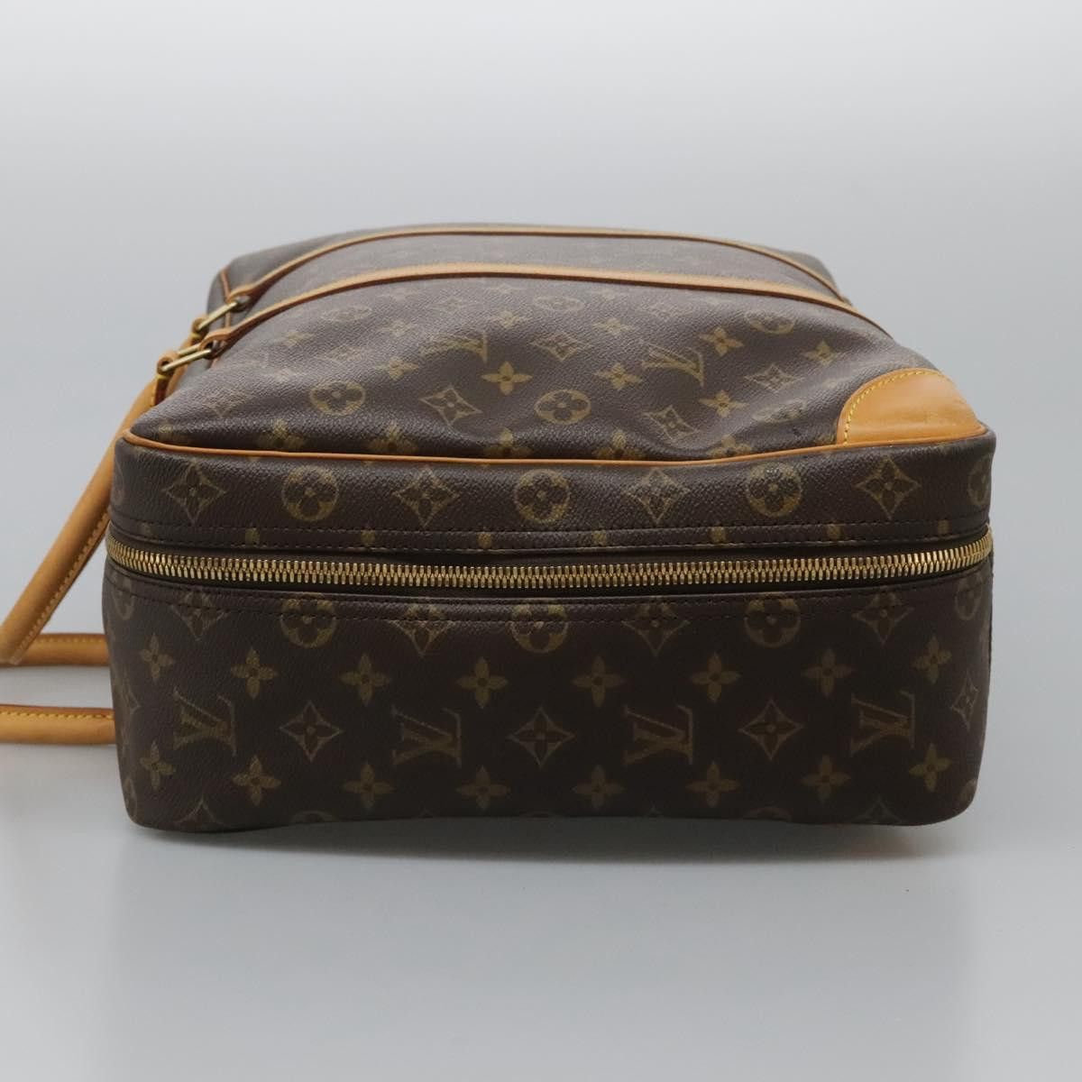 Louis Vuitton Louis Vuitton Sirius travel Size ONE SIZE - 3 Thumbnail