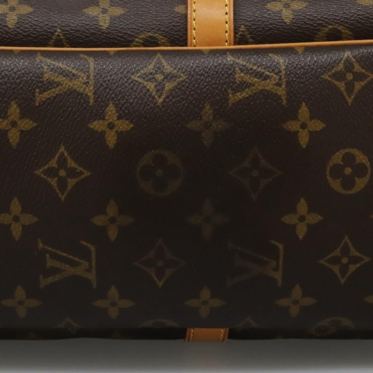 Louis Vuitton Louis Vuitton Sirius travel Size ONE SIZE - 23 Thumbnail