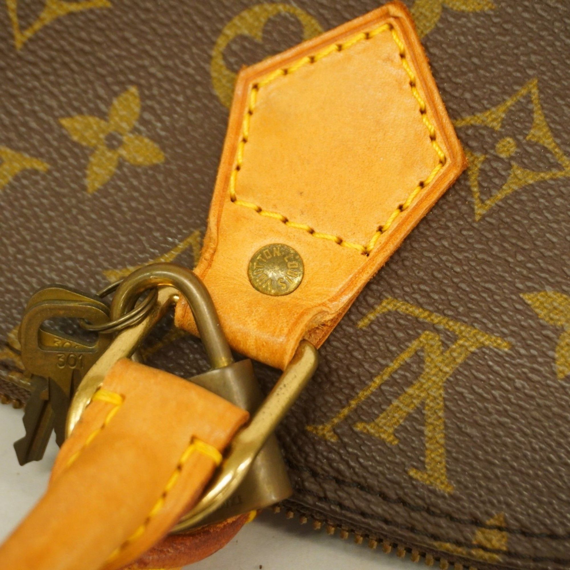 Louis Vuitton Louis Vuitton Alma handbag Size ONE SIZE - 7 Thumbnail