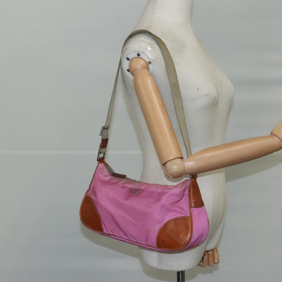 Prada Prada Vitello shoulder Size ONE SIZE - 19 Thumbnail