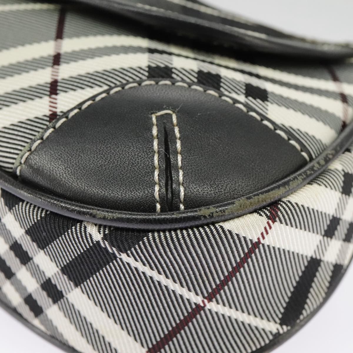 Burberry Burberry Nova Check shoulder Size ONE SIZE - 19 Thumbnail