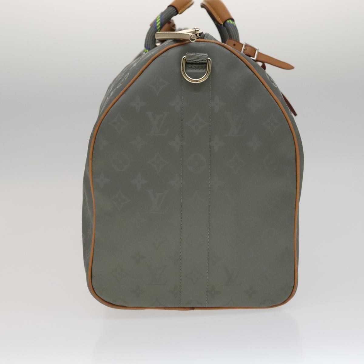 Louis Vuitton Louis Vuitton travel Size ONE SIZE - 18 Thumbnail