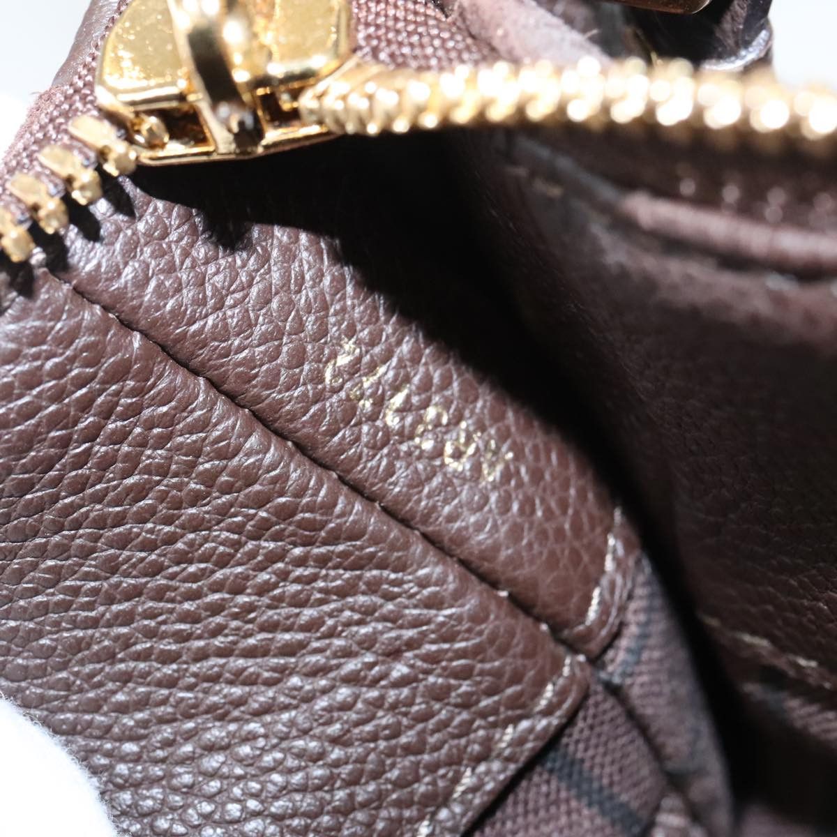 Louis Vuitton Louis Vuitton Audacieuse handbag Size ONE SIZE - 24 Thumbnail