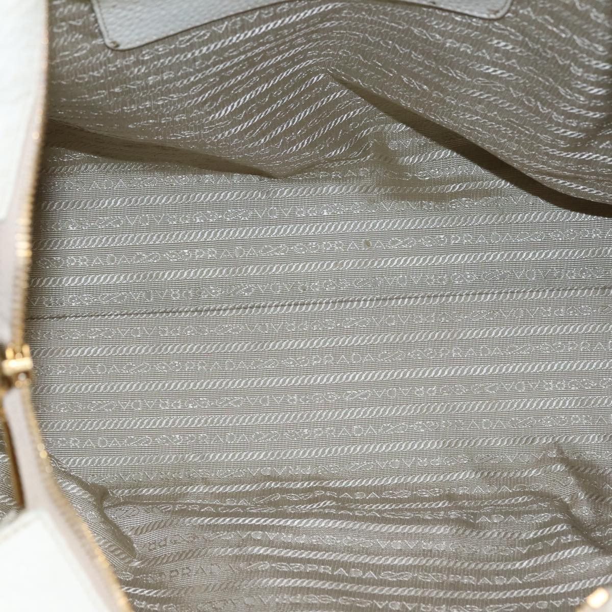 Prada Prada Vitello shoulder Size ONE SIZE - 12 Thumbnail