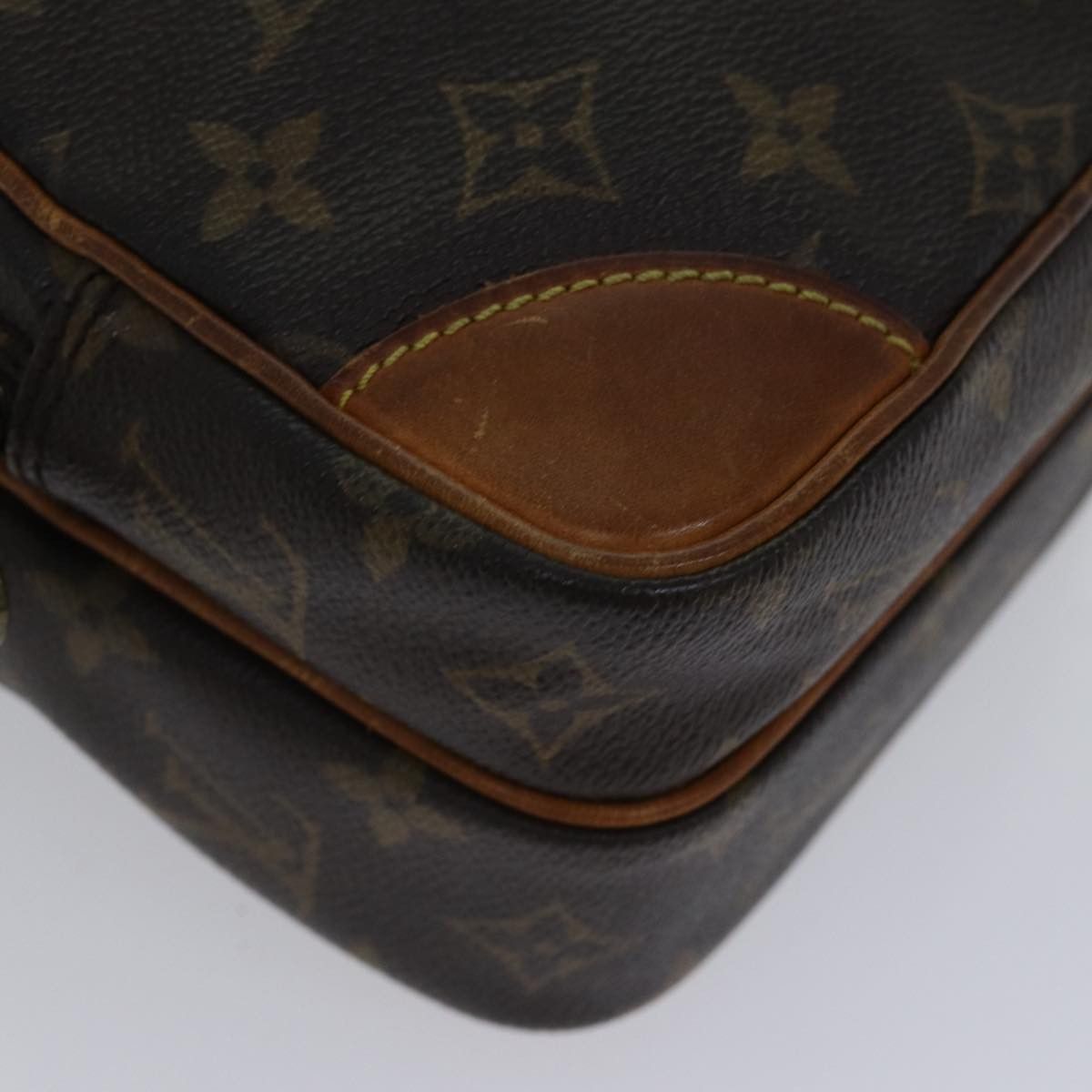 Louis Vuitton Louis Vuitton Amazon shoulder Size ONE SIZE - 14 Thumbnail