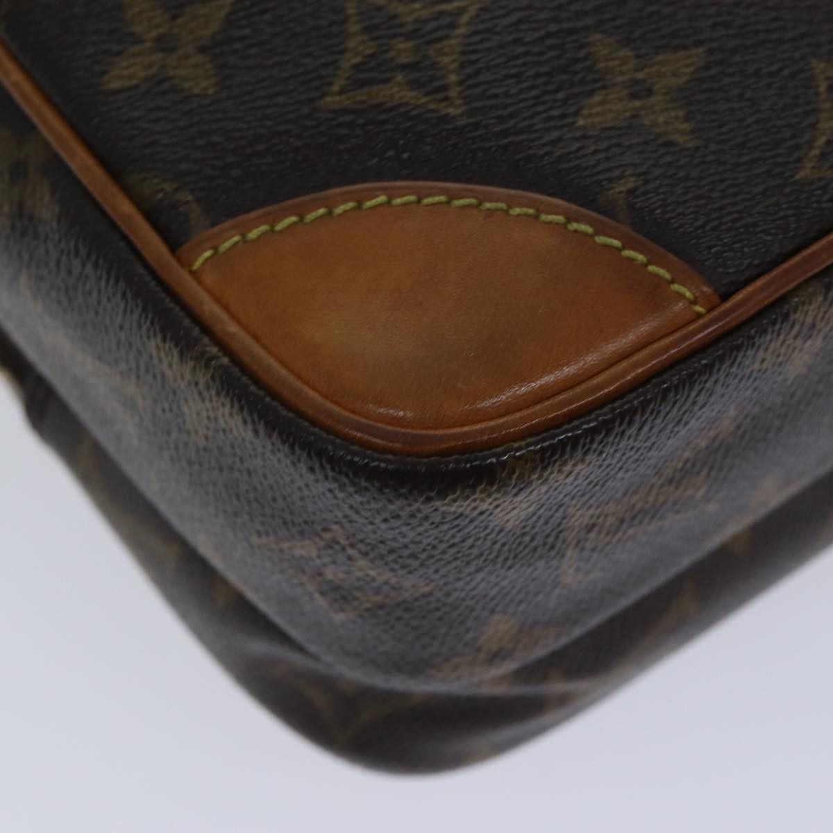 Louis Vuitton Louis Vuitton Amazon shoulder Size ONE SIZE - 22 Thumbnail