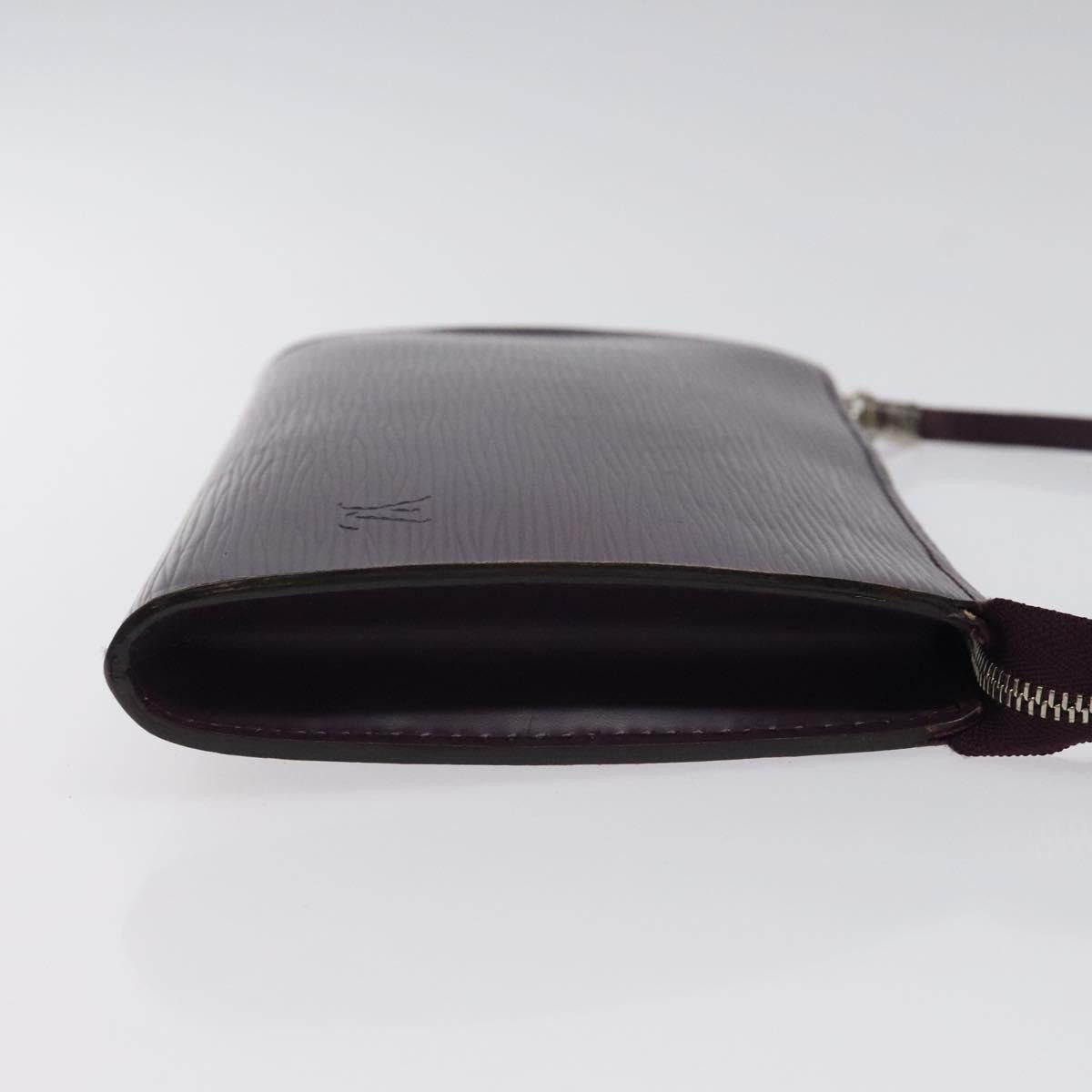 Louis Vuitton Louis Vuitton Pochette Accessoire clutch Size ONE SIZE - 3 Thumbnail