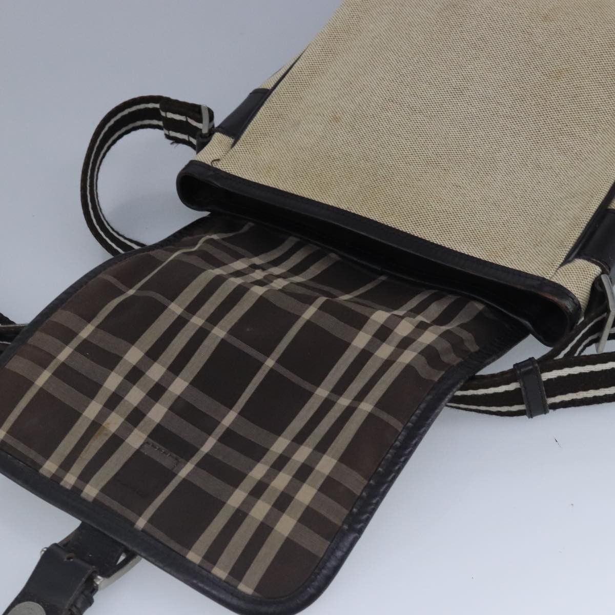 Burberry Burberry Black Label shoulder Size ONE SIZE - 22 Thumbnail