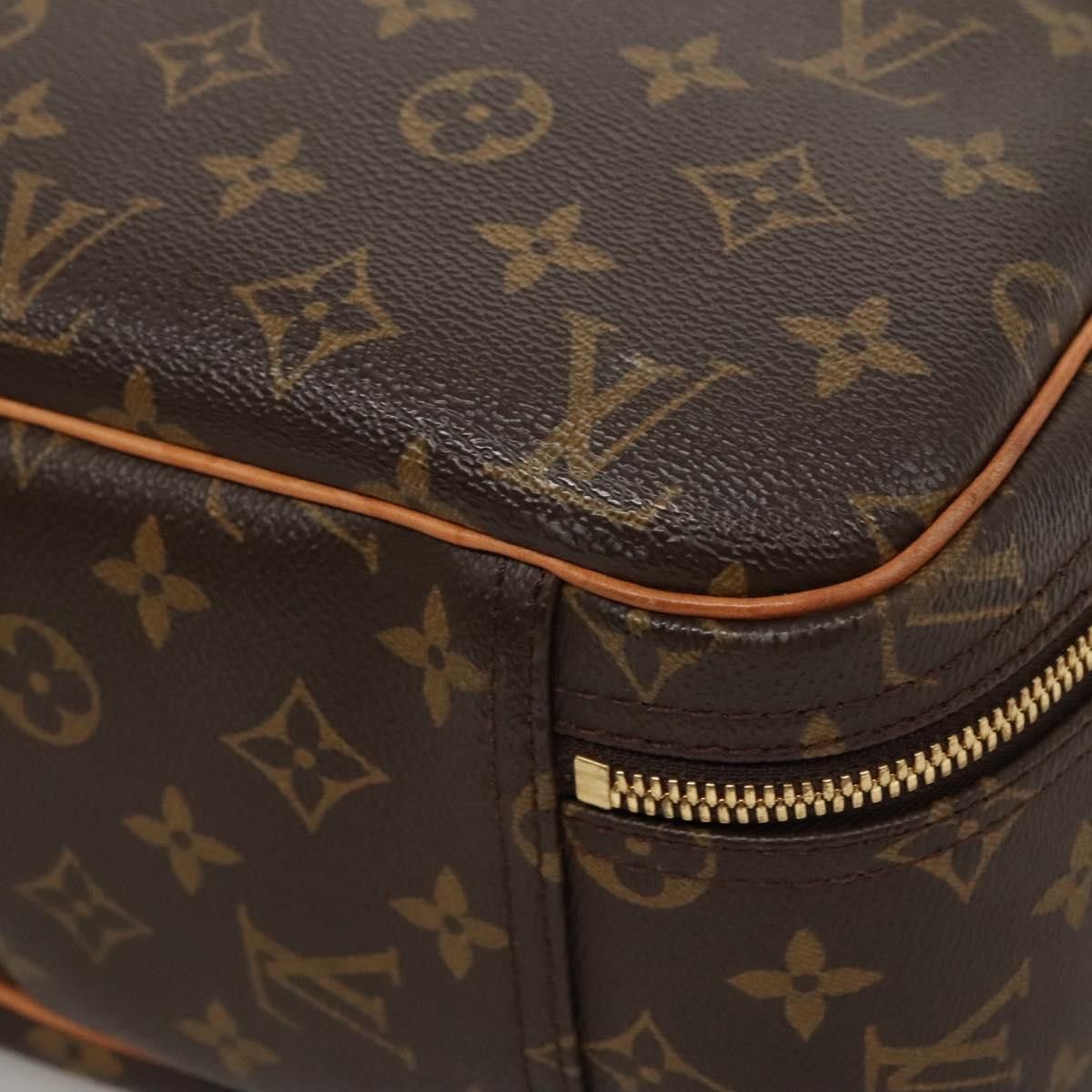 Louis Vuitton Louis Vuitton Excursion handbag Size ONE SIZE - 8 Thumbnail