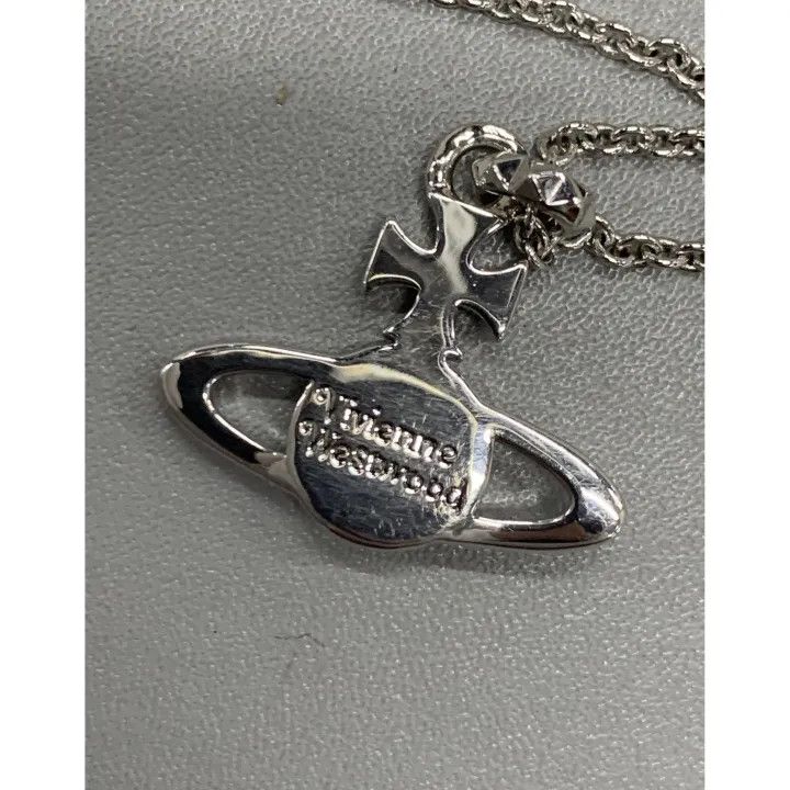 Vivienne Westwood Vivienne Westwood Silver Saturn Necklace for Women 0079 Size ONE SIZE - 4 Thumbnail