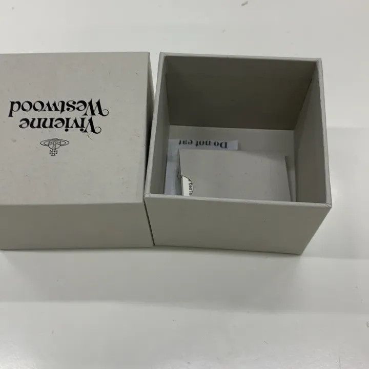 Vivienne Westwood Vivienne Westwood Reina Silver Ring with Crystal 0079 Size ONE SIZE - 4 Thumbnail