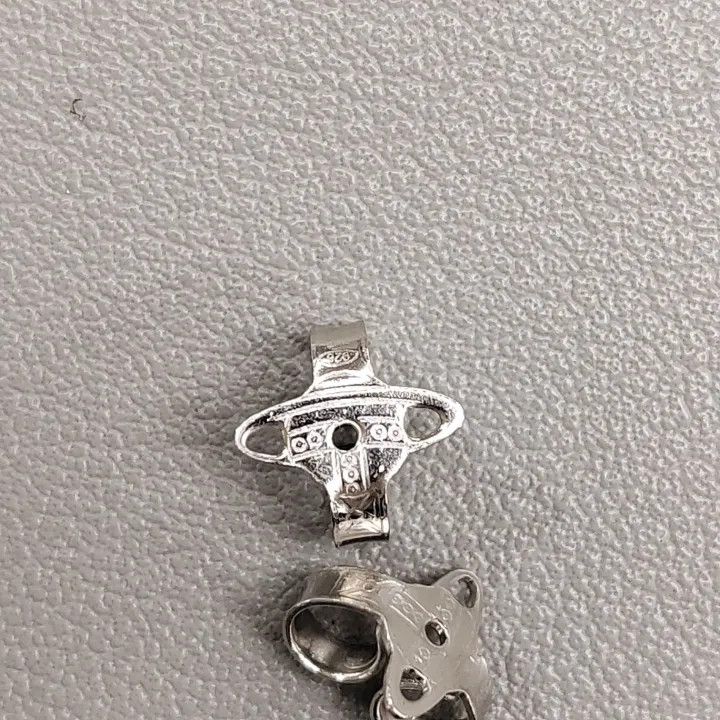 Vivienne Westwood Vivienne Westwood Silver Bow Earrings for Women 0079 Size ONE SIZE - 6 Thumbnail