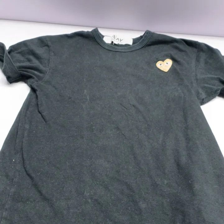 Comme des Garcons Comme des Garçons Play Black Heart T-Shirt 0079 Size US S / EU 44-46 / 1 - 9 Thumbnail