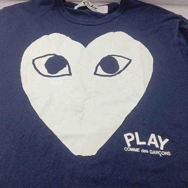 Comme des Garcons Comme des Garçons Play Navy Heart Logo T-Shirt 0079 Size US L / EU 52-54 / 3 - 8 Thumbnail