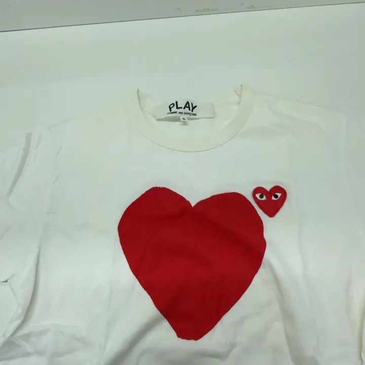 Comme des Garcons Comme des Garçons Play Heart Print T-Shirt 0079 Size US S / EU 44-46 / 1 - 6 Thumbnail