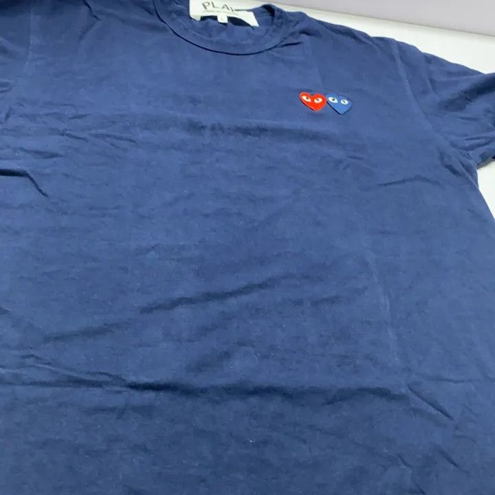 Comme des Garcons Comme des Garcons Play Navy Heart T-Shirt 0079 Size US L / EU 52-54 / 3 - 6 Thumbnail