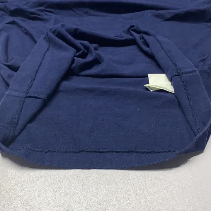 Comme des Garcons Comme des Garcons Play Navy Heart T-Shirt 0079 Size US L / EU 52-54 / 3 - 7 Thumbnail