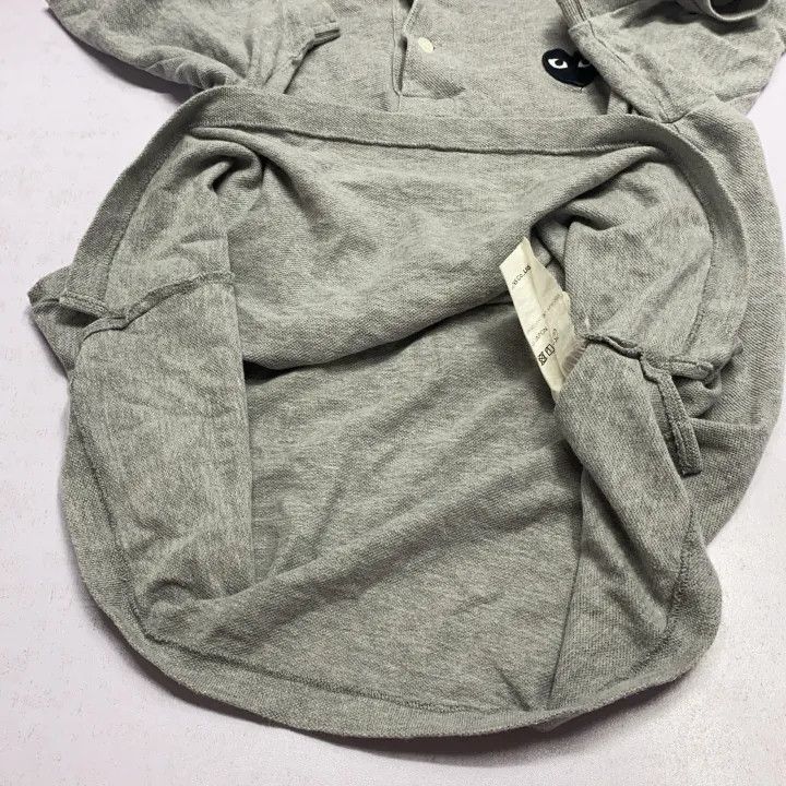 Comme des Garcons Comme des Garçons Play Gray Logo Polo Shirt 0079 Size US L / EU 52-54 / 3 - 11 Thumbnail