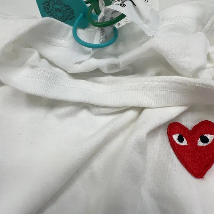 Comme des Garcons Comme des Garçons Play Red Heart Short Sleeve T-Shirt 0079 Size US M / EU 48-50 / 2 - 5 Thumbnail